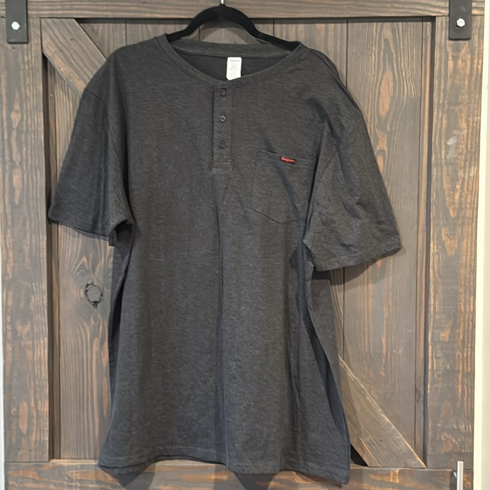 Snap on Tools Men's Henley Short Sleeve T-Shirt Charcoal Gray‎ Size XXL New NWT